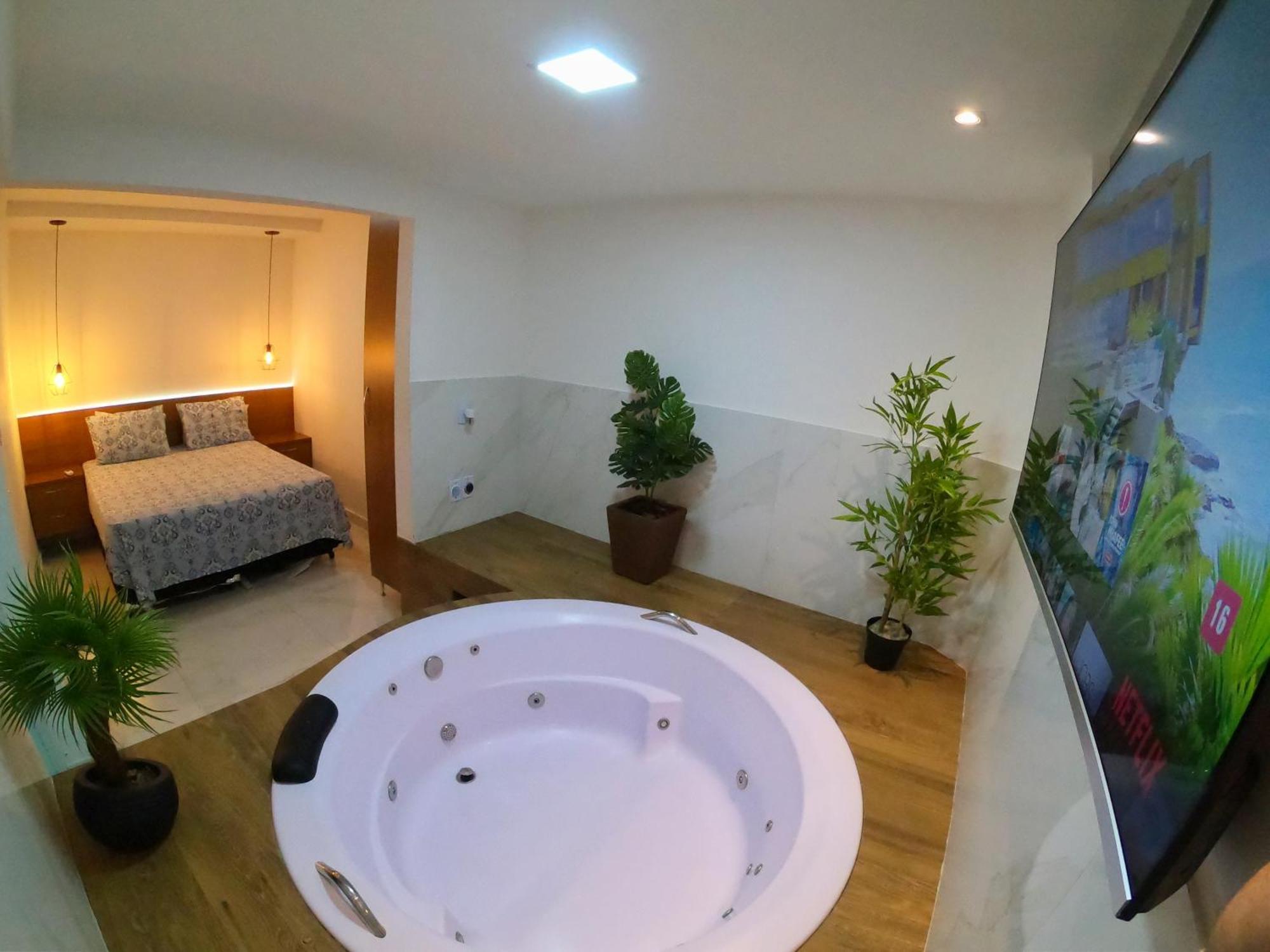 Th 101 - Flat Com Banheira De Hidromassagem Apartment Governador Valadares Exterior photo