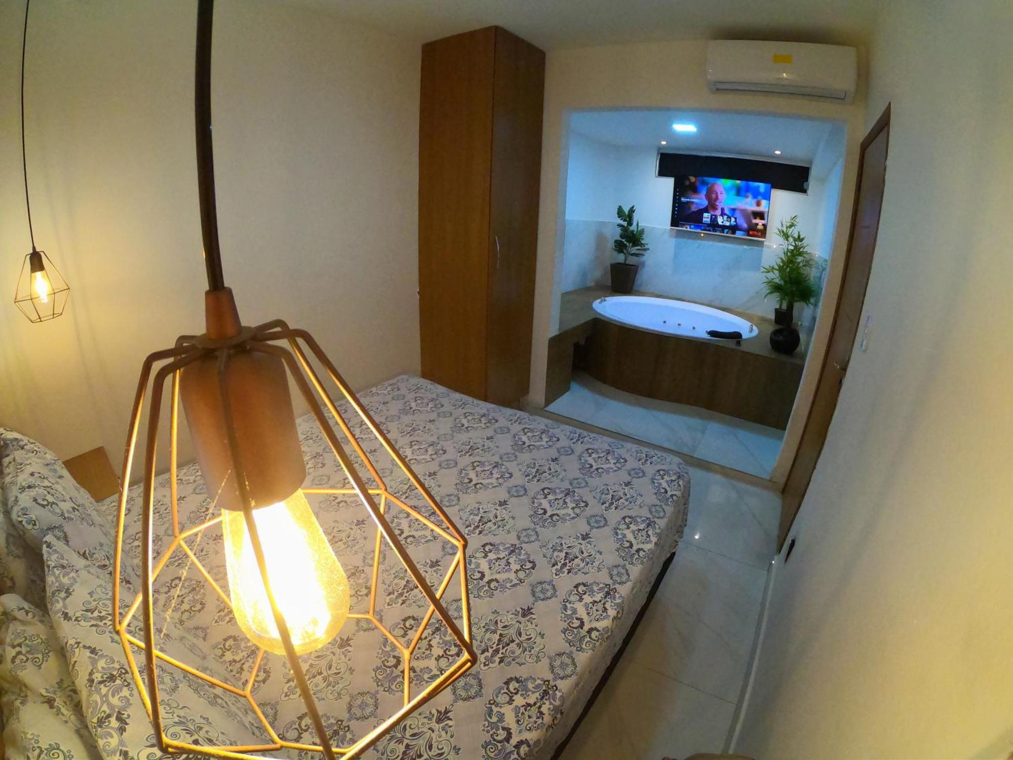 Th 101 - Flat Com Banheira De Hidromassagem Apartment Governador Valadares Exterior photo